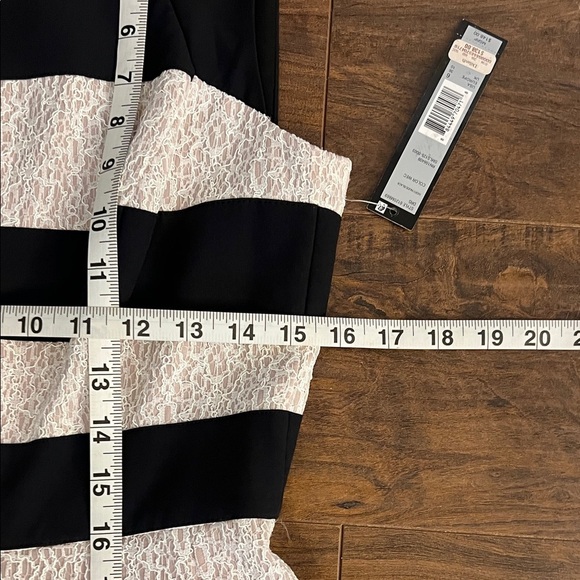 NWT Tahari Black and Cream Striped Lace Dress, Sz 6 - Picture 12 of 13